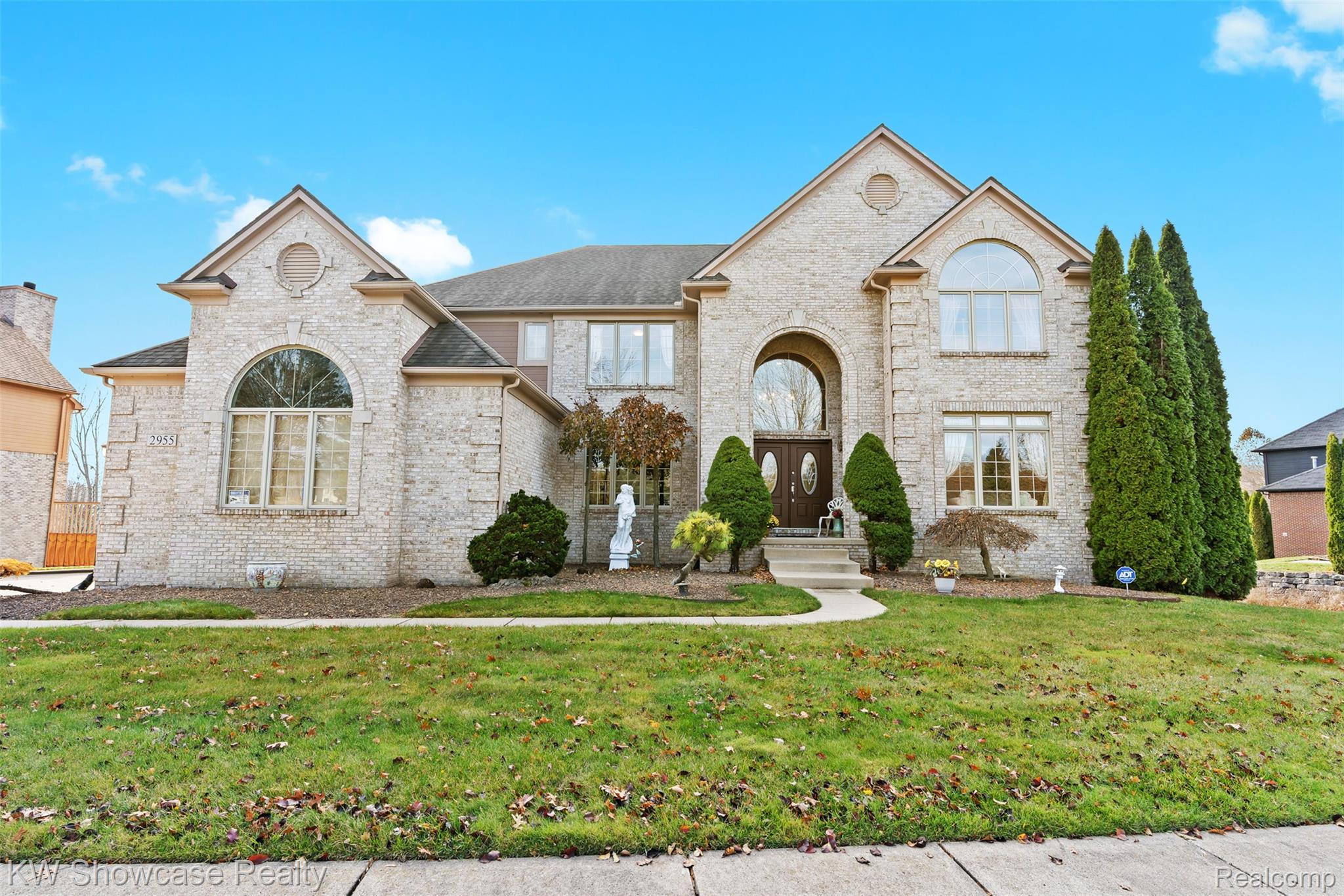 2955 Ivy Hill Drive Property Photo 1