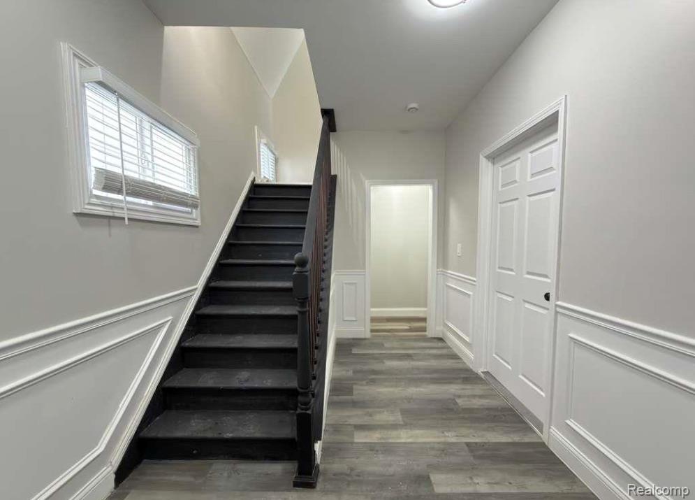 6022 Hazlett Street Property Photo 2