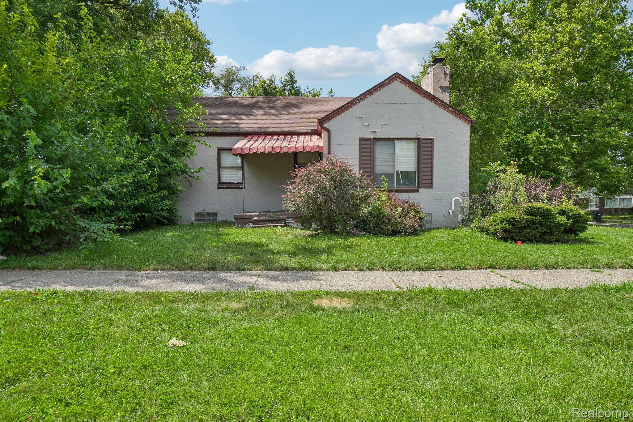 15906 Collingham Drive Property Photo 18