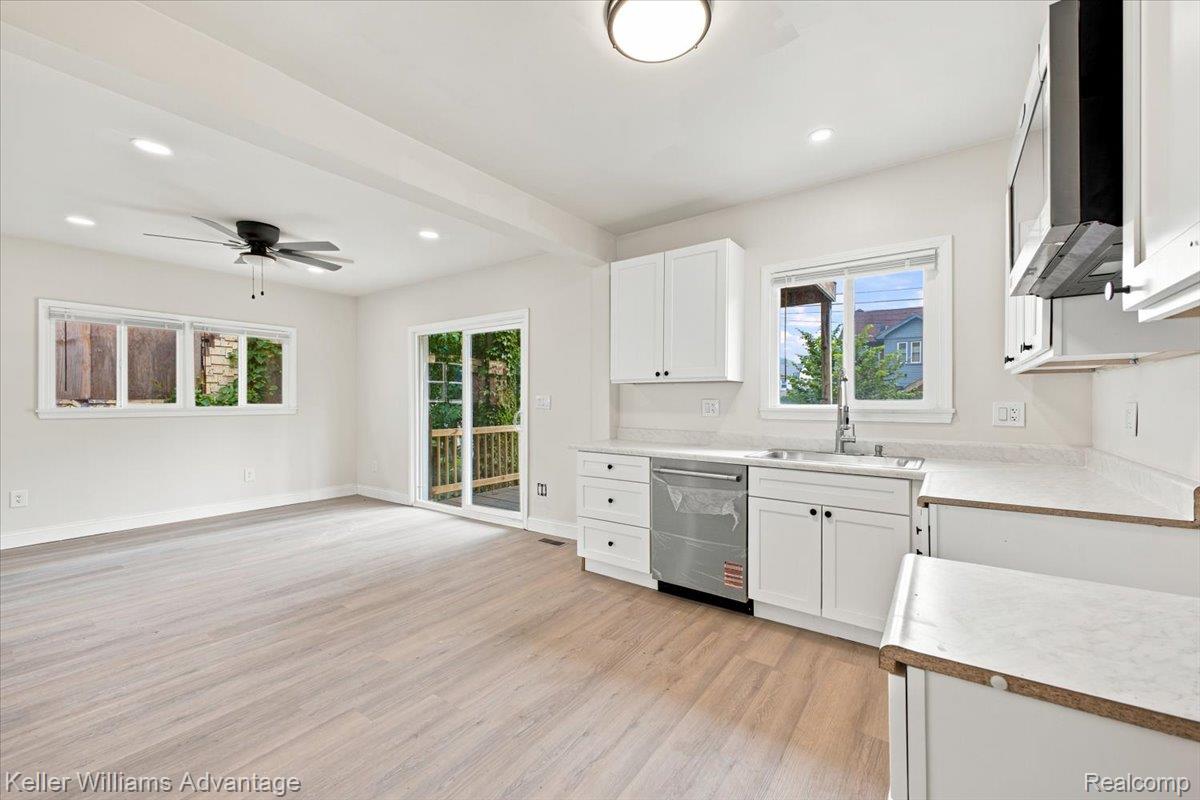 3285 Hazelwood Street Property Photo 9