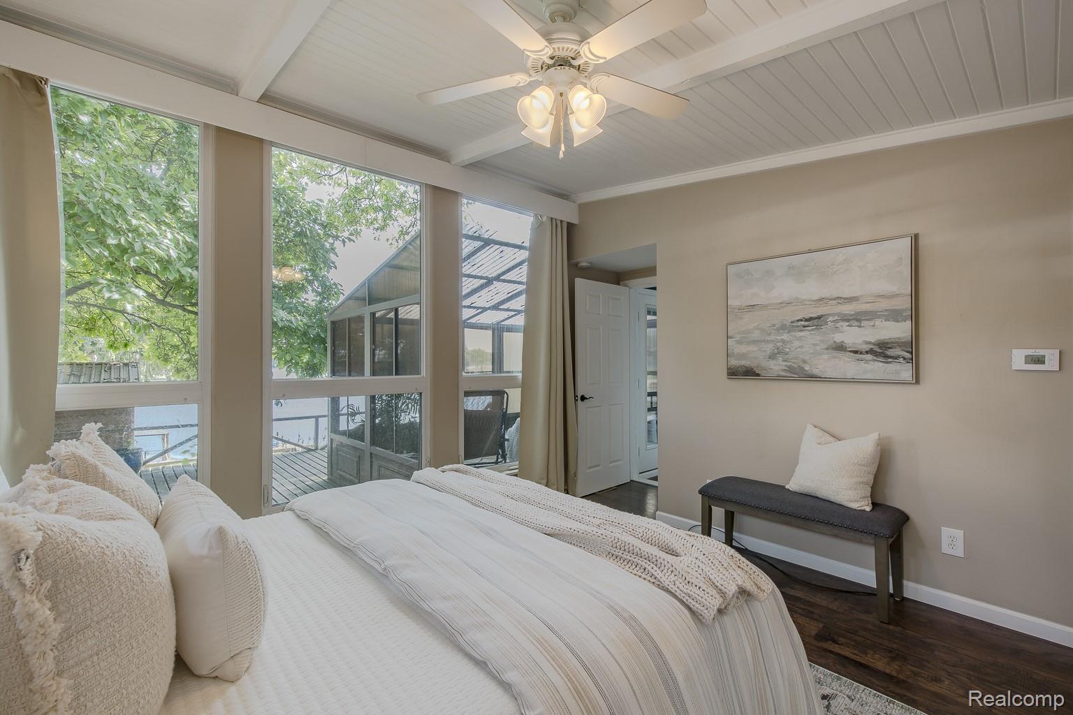 10470 King Road Property Photo 26