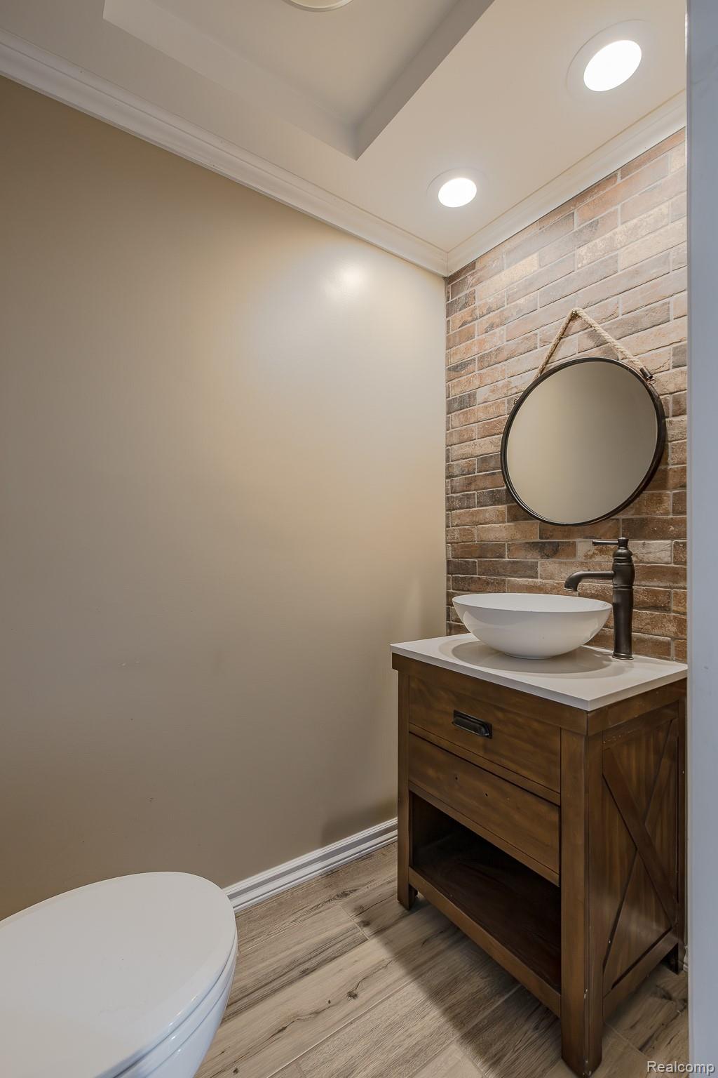 10470 King Road Property Photo 30
