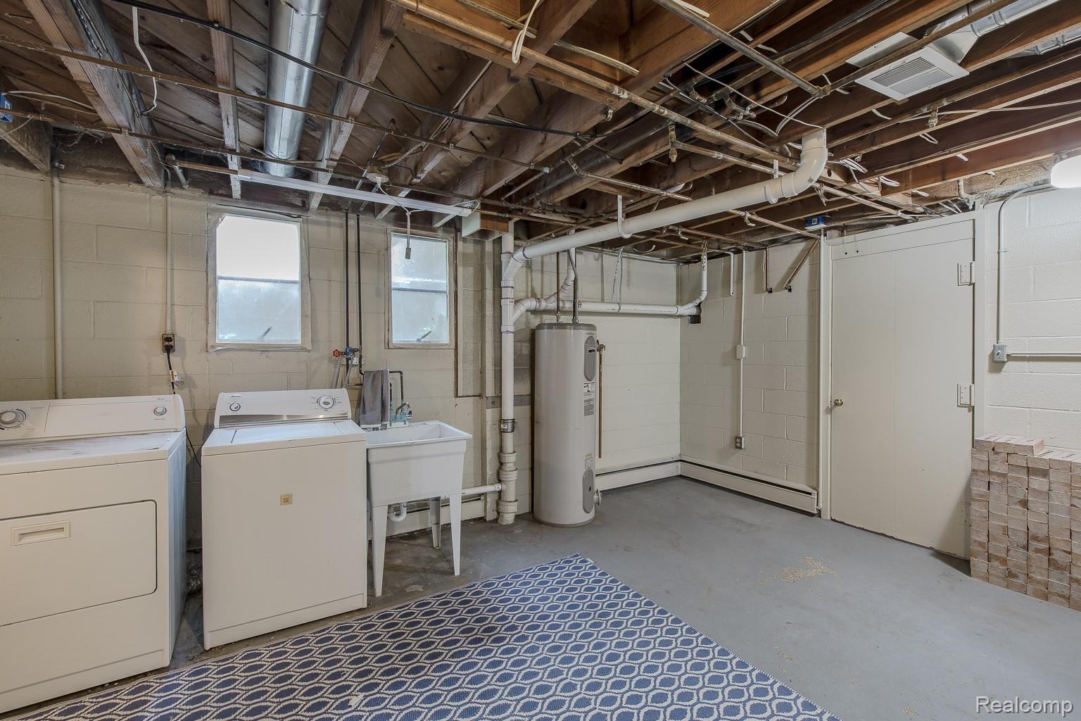 10470 King Road Property Photo 40