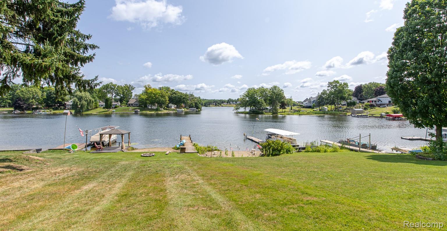 10470 King Road Property Photo 60