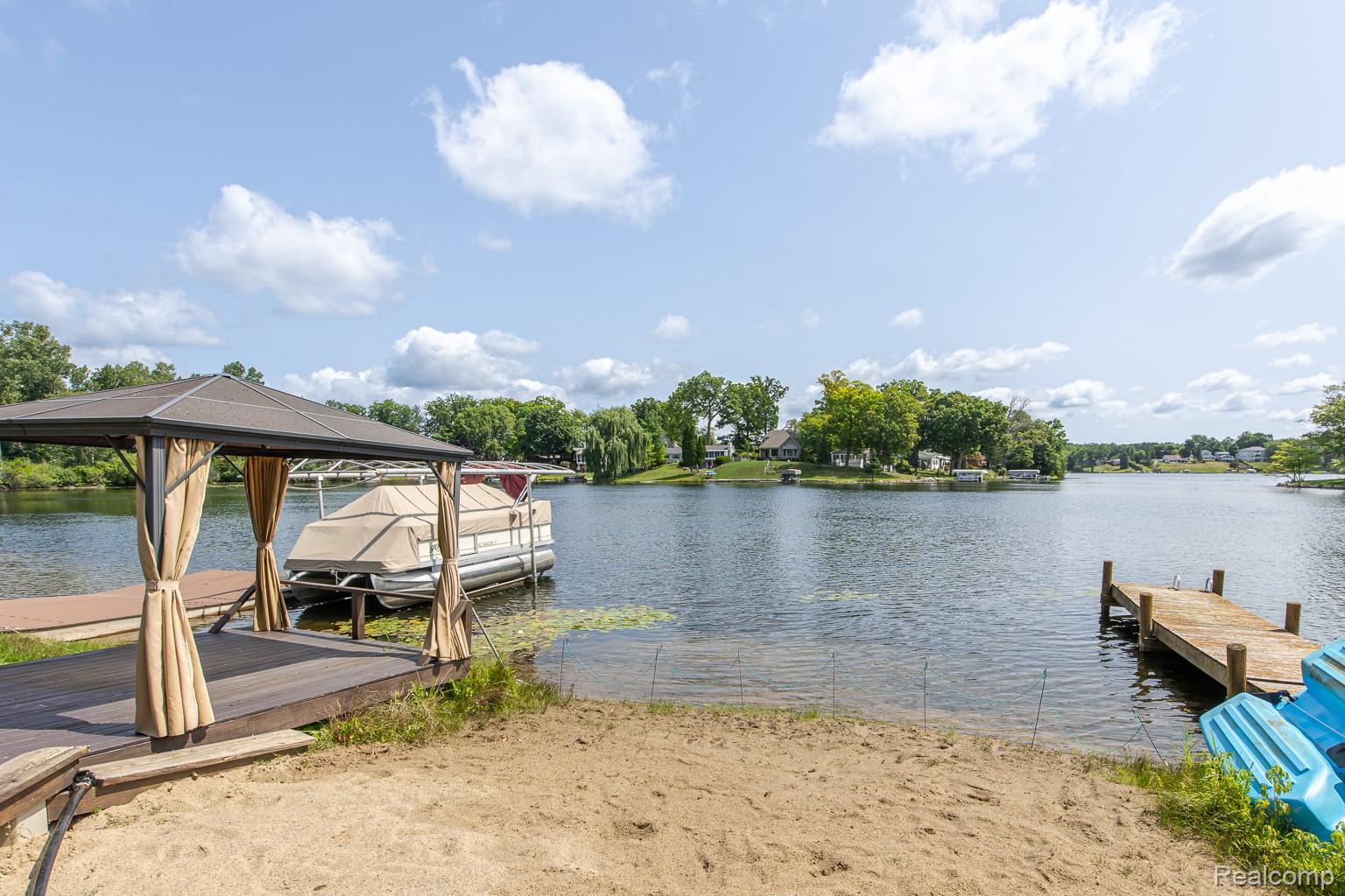 10470 King Road Property Photo 63