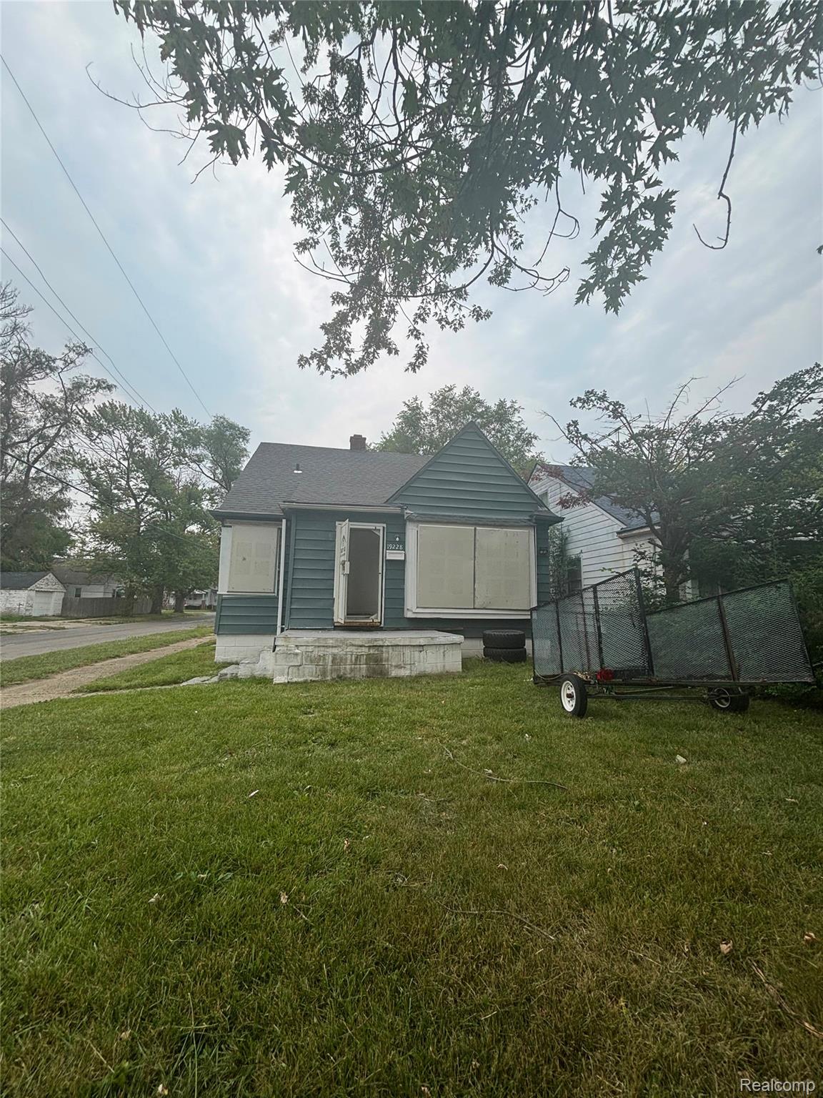 19228 Beland Street Property Photo 1