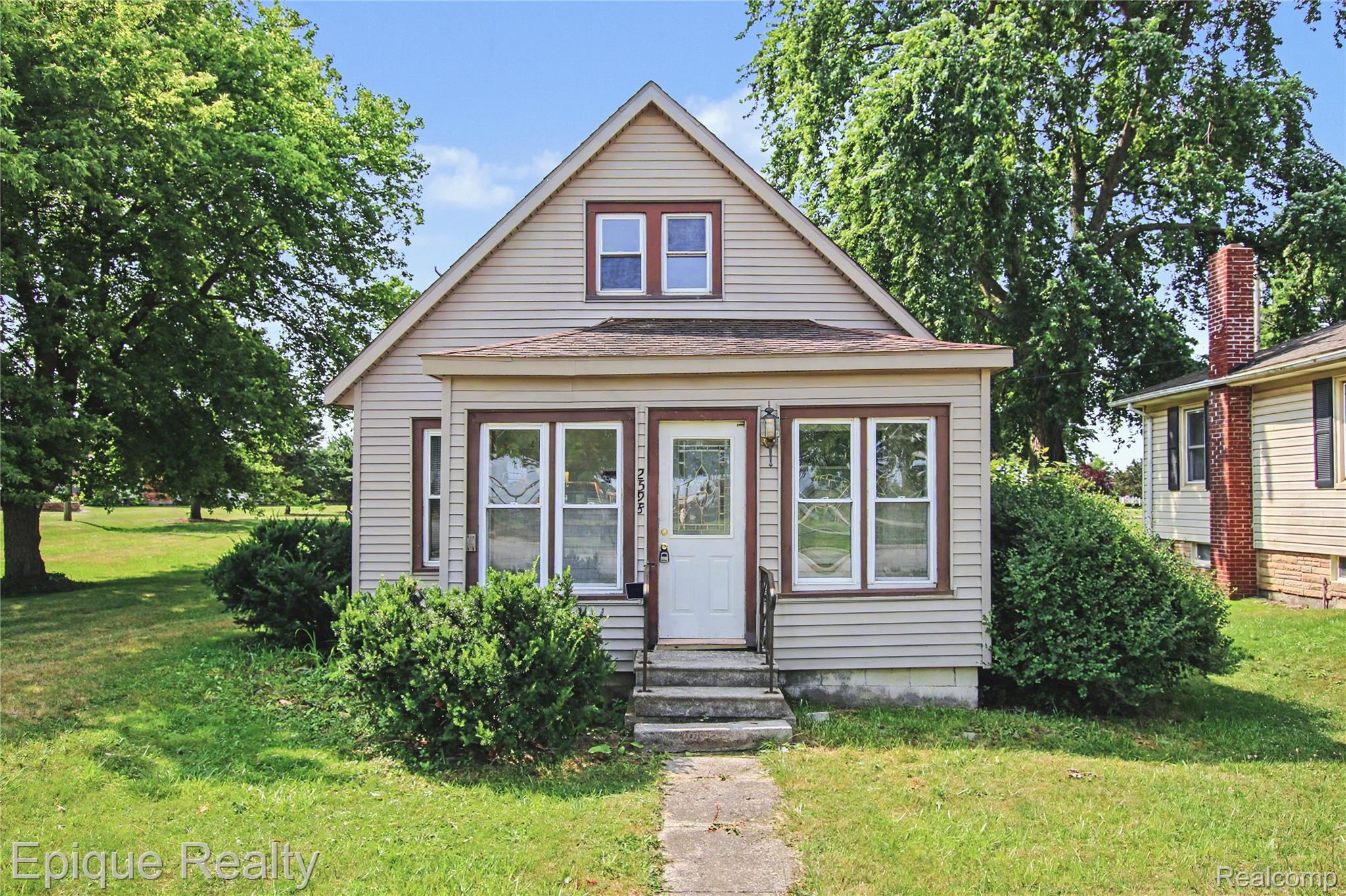 2598 Black River Street Property Photo 1