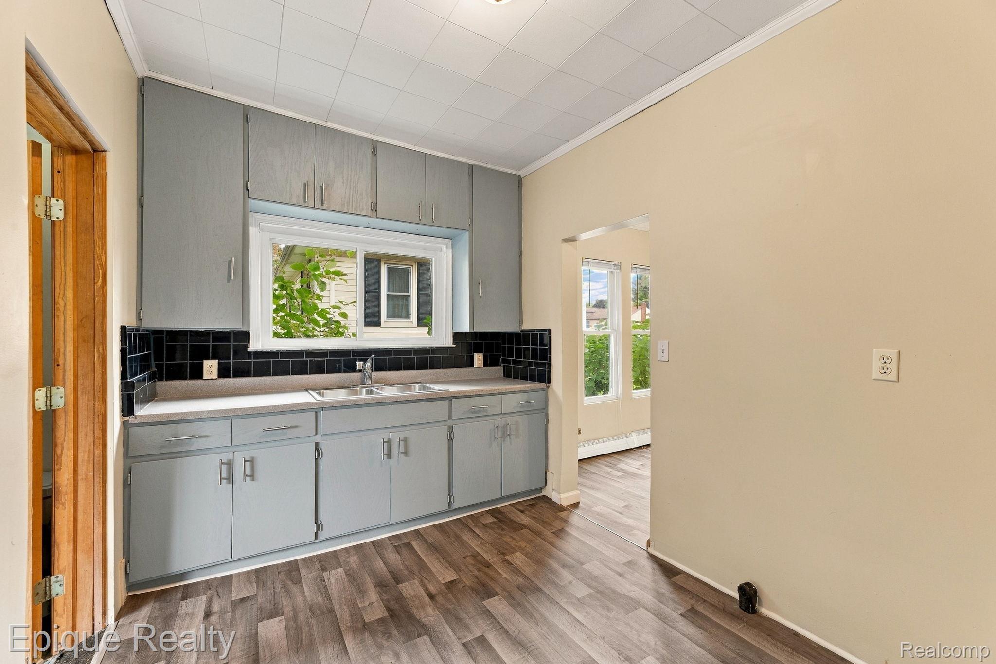 2598 Black River Street Property Photo 12