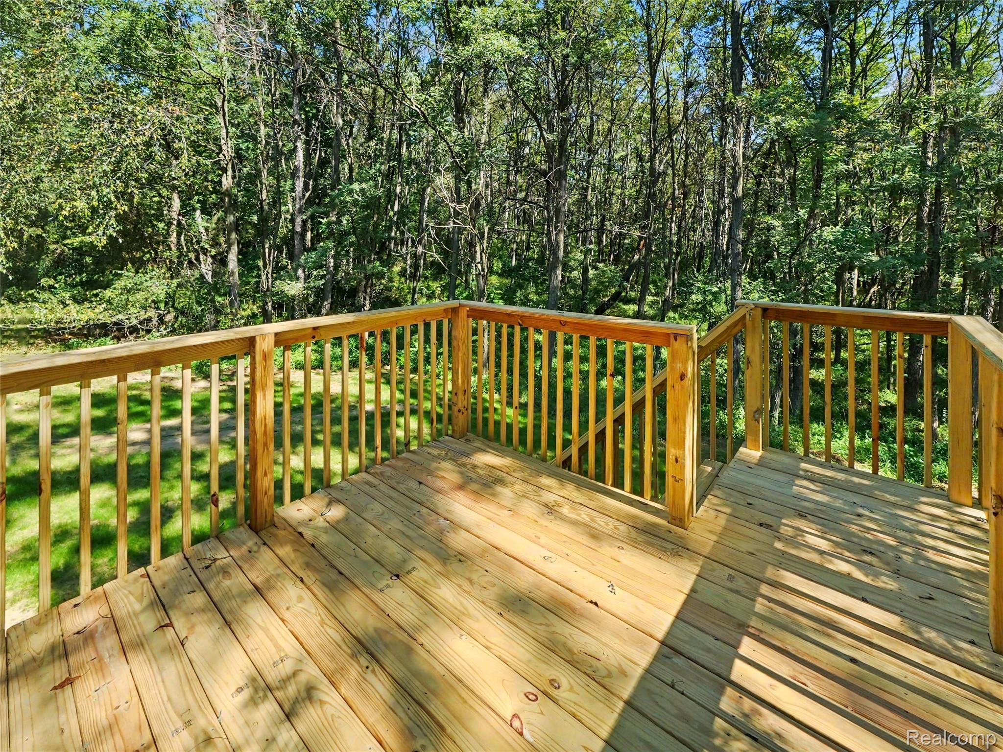 508 Emerald Glen Drive Property Photo 23