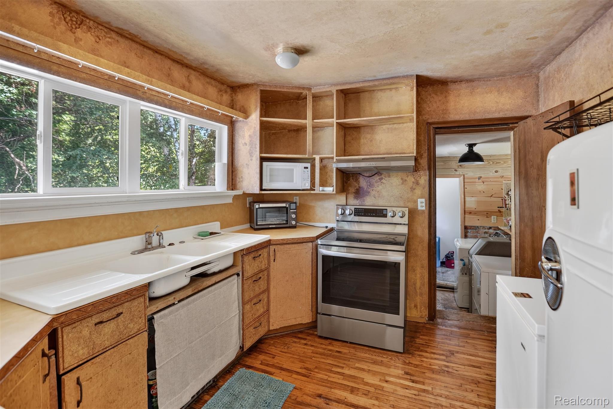 1279 E Burnside Road Property Photo 11