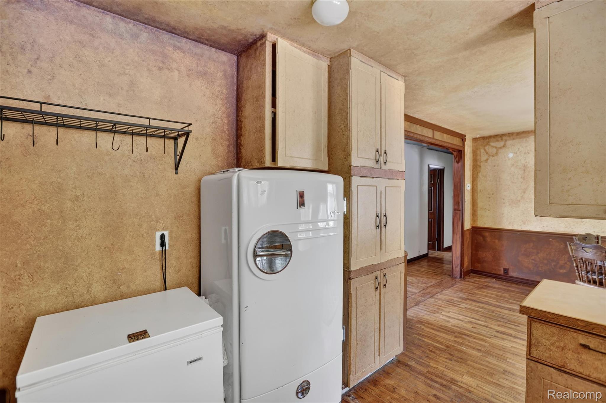 1279 E Burnside Road Property Photo 13