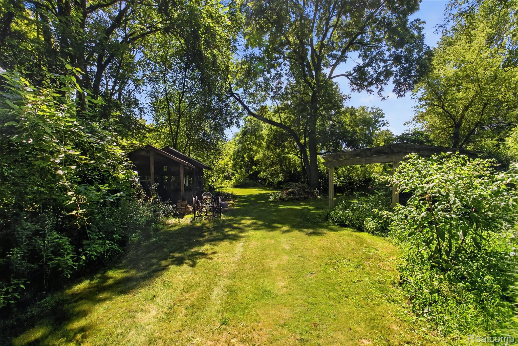 1279 E Burnside Road Property Photo 47
