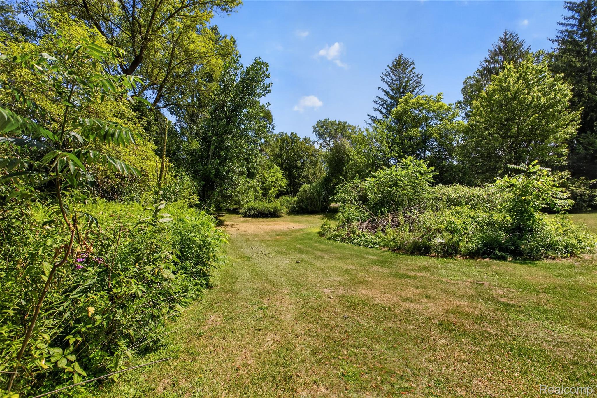 1279 E Burnside Road Property Photo 52