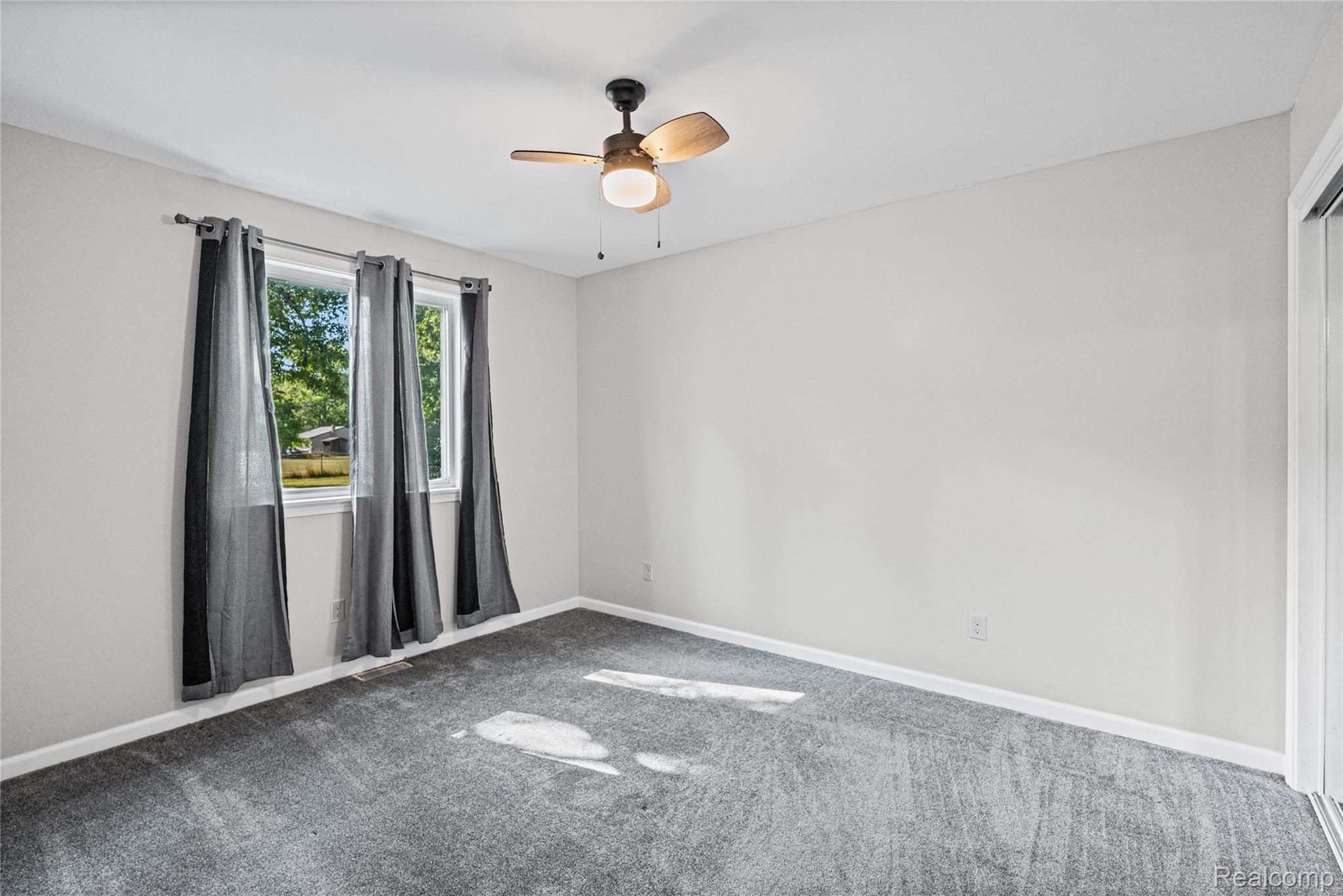 2240 Morrish Street Property Photo 10