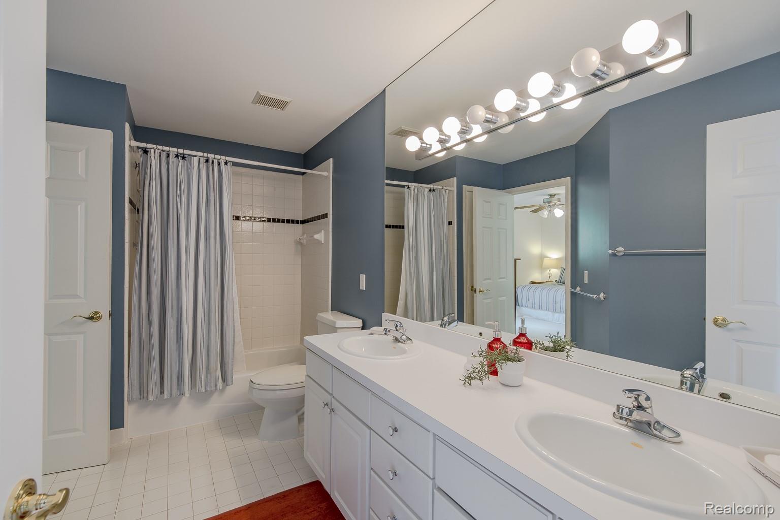 3720 Northwood Drive Property Photo 49