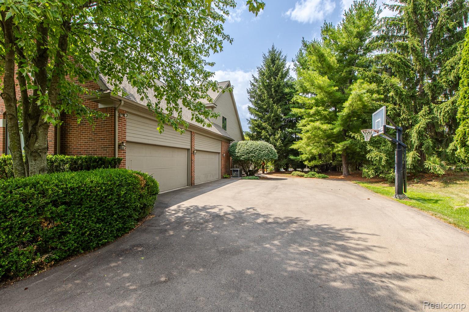 3720 Northwood Drive Property Photo 70