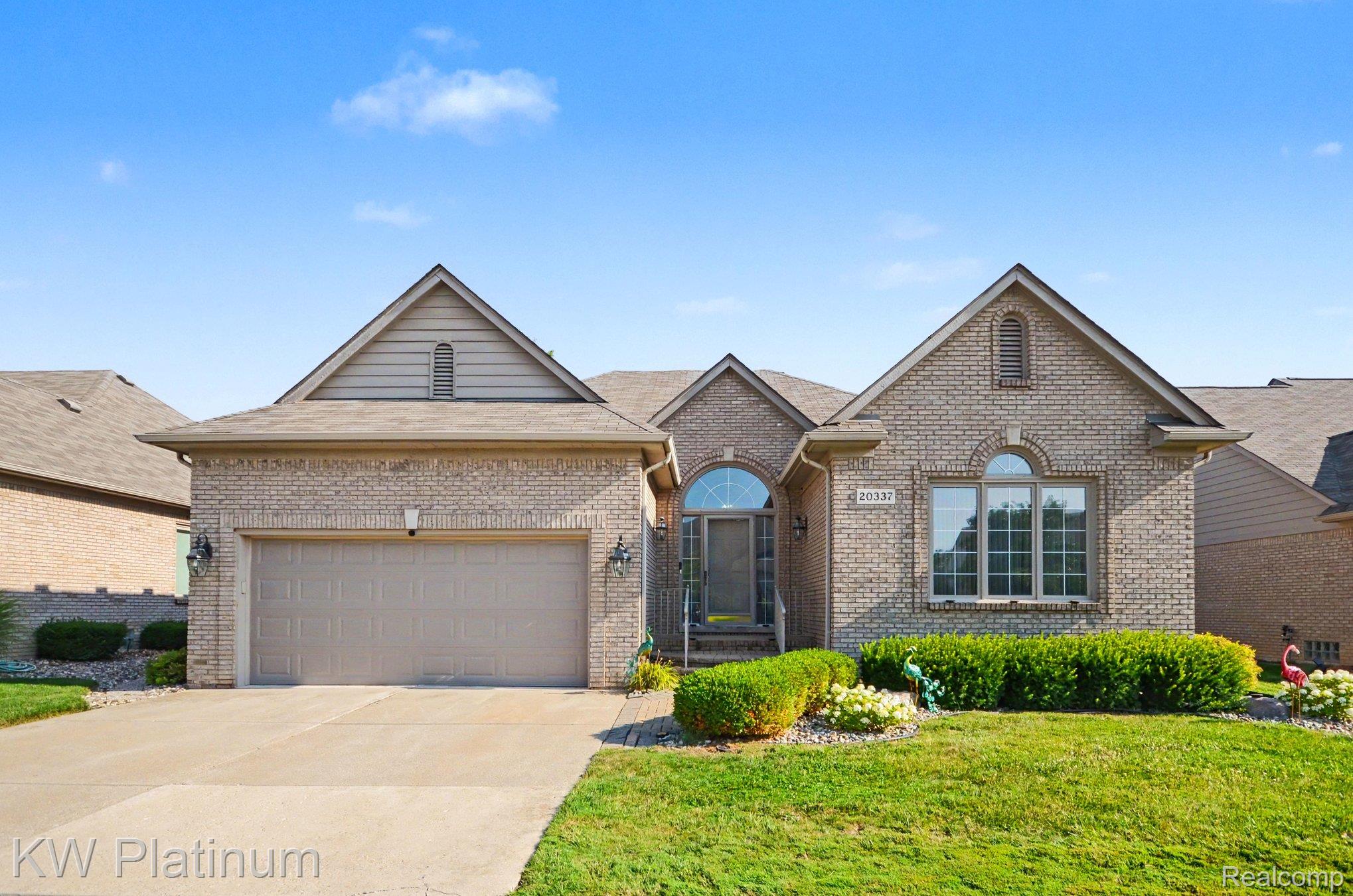20337 Laurel Creek Drive Property Photo 1