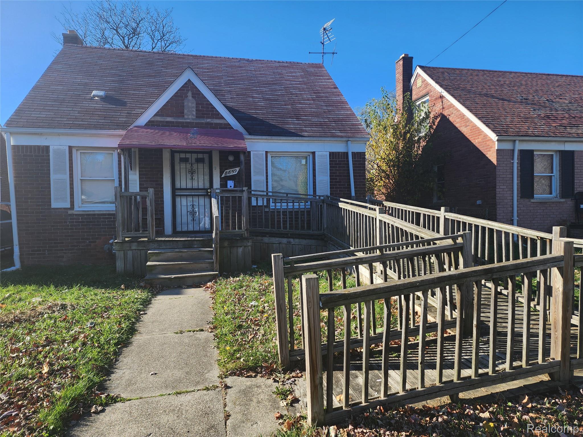 8859 Grandville Avenue Property Photo 1