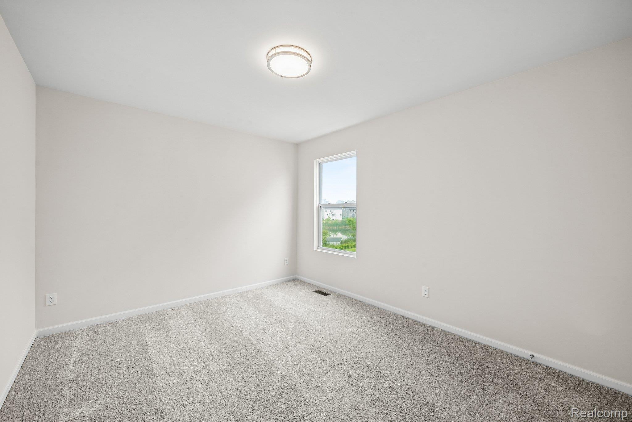387 Edge Brook Property Photo 15
