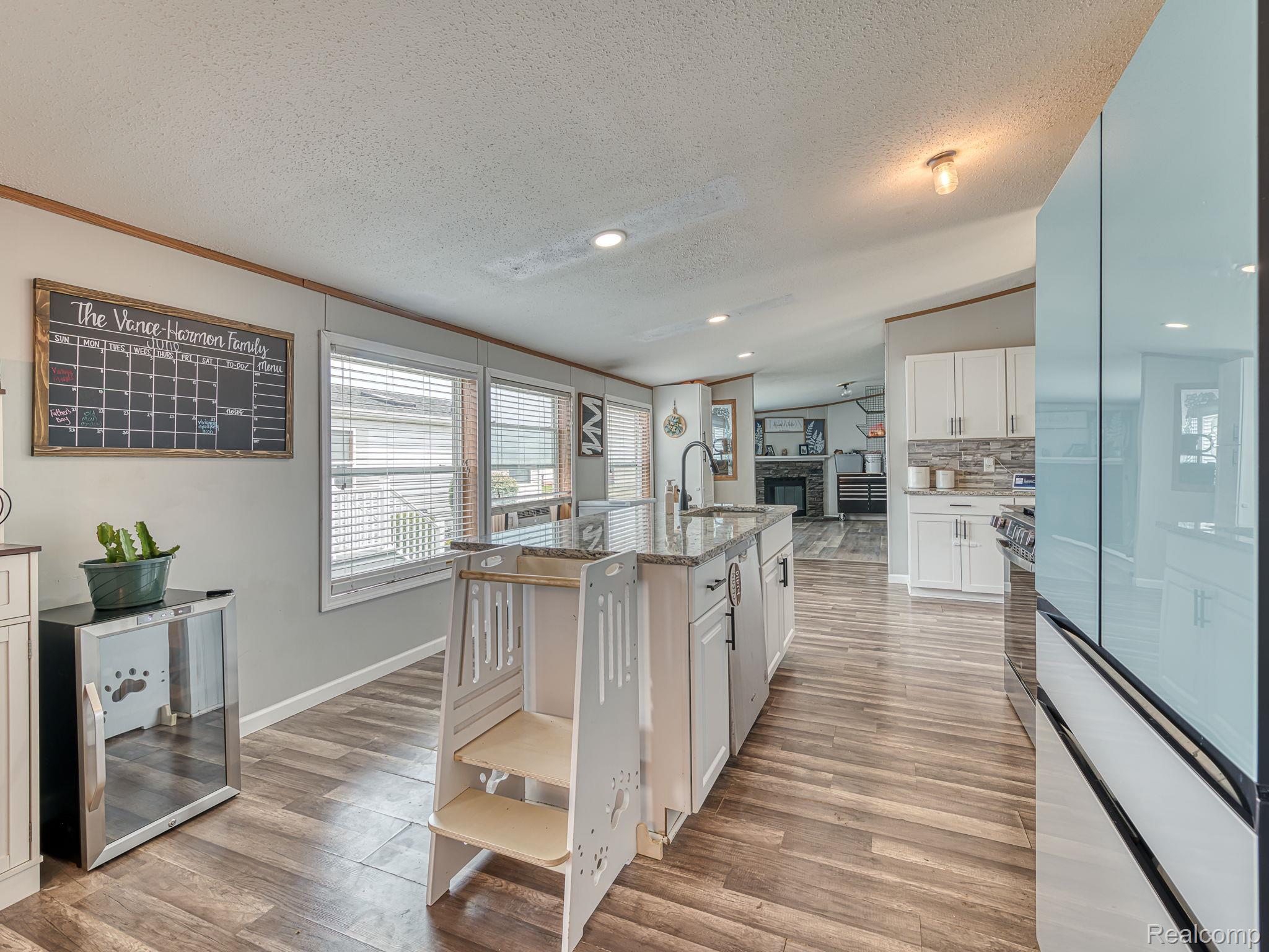 938 Tanner Landing Property Photo 4