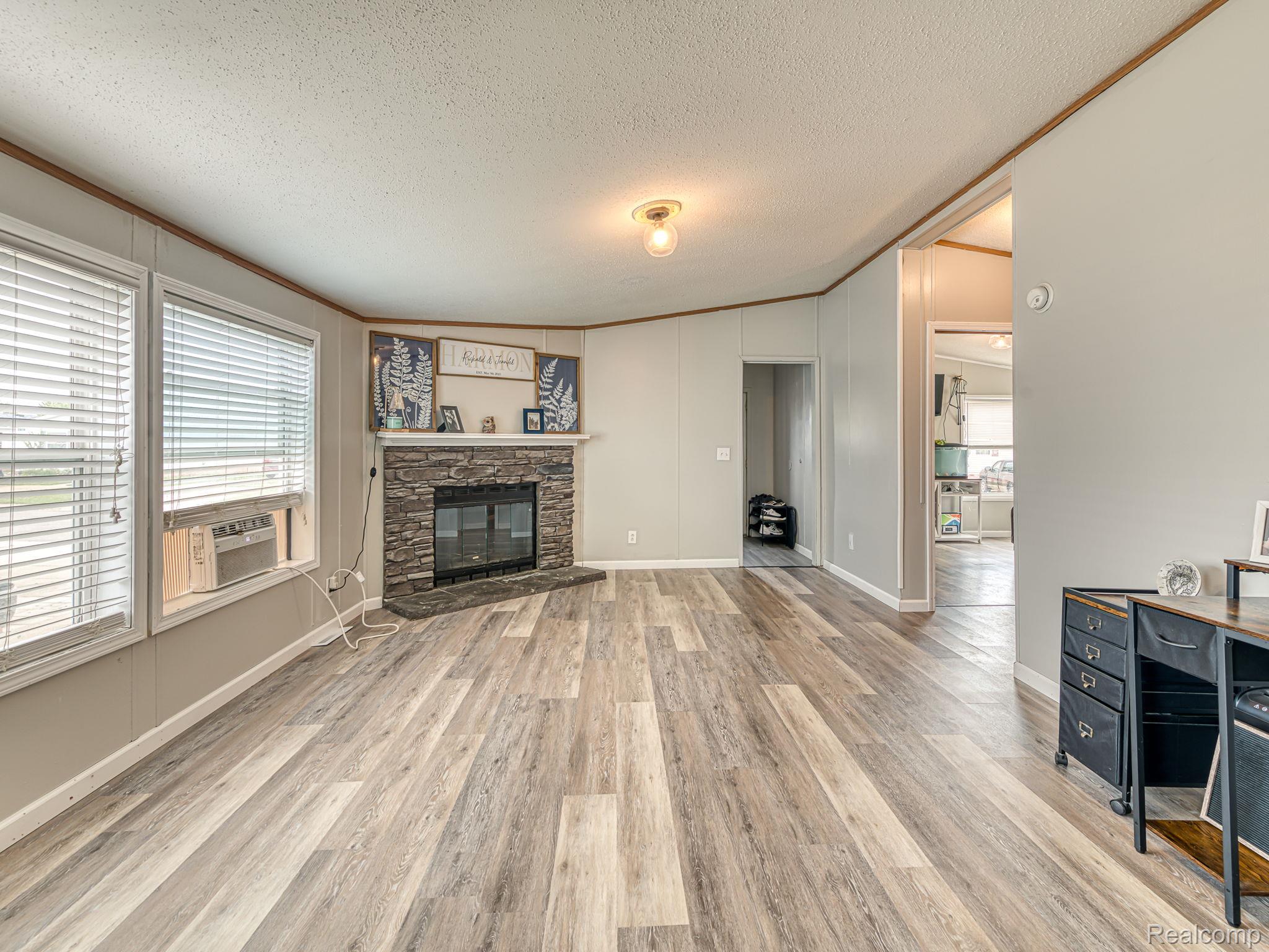 938 Tanner Landing Property Photo 12