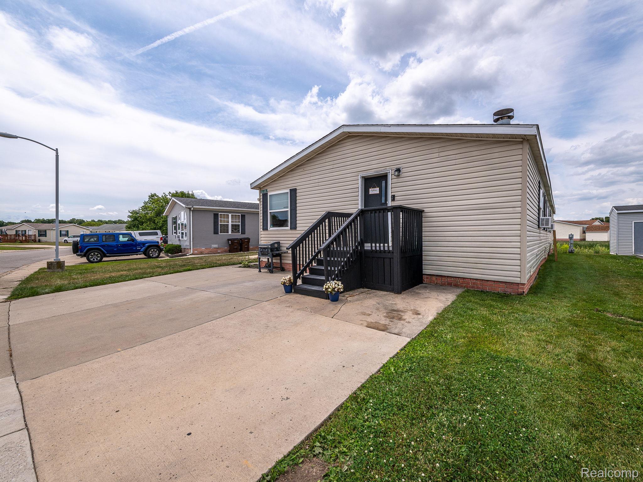 938 Tanner Landing Property Photo 26