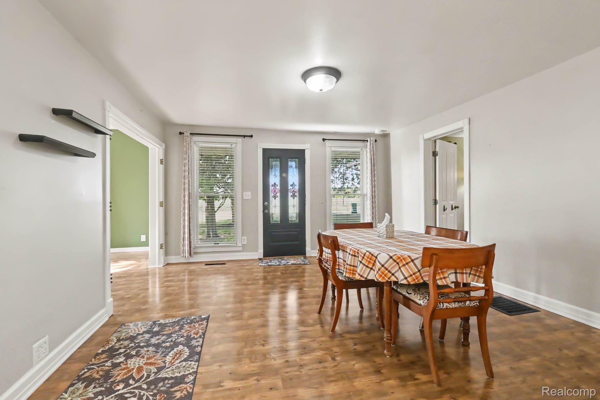 4815 Lytle Road Property Photo 8