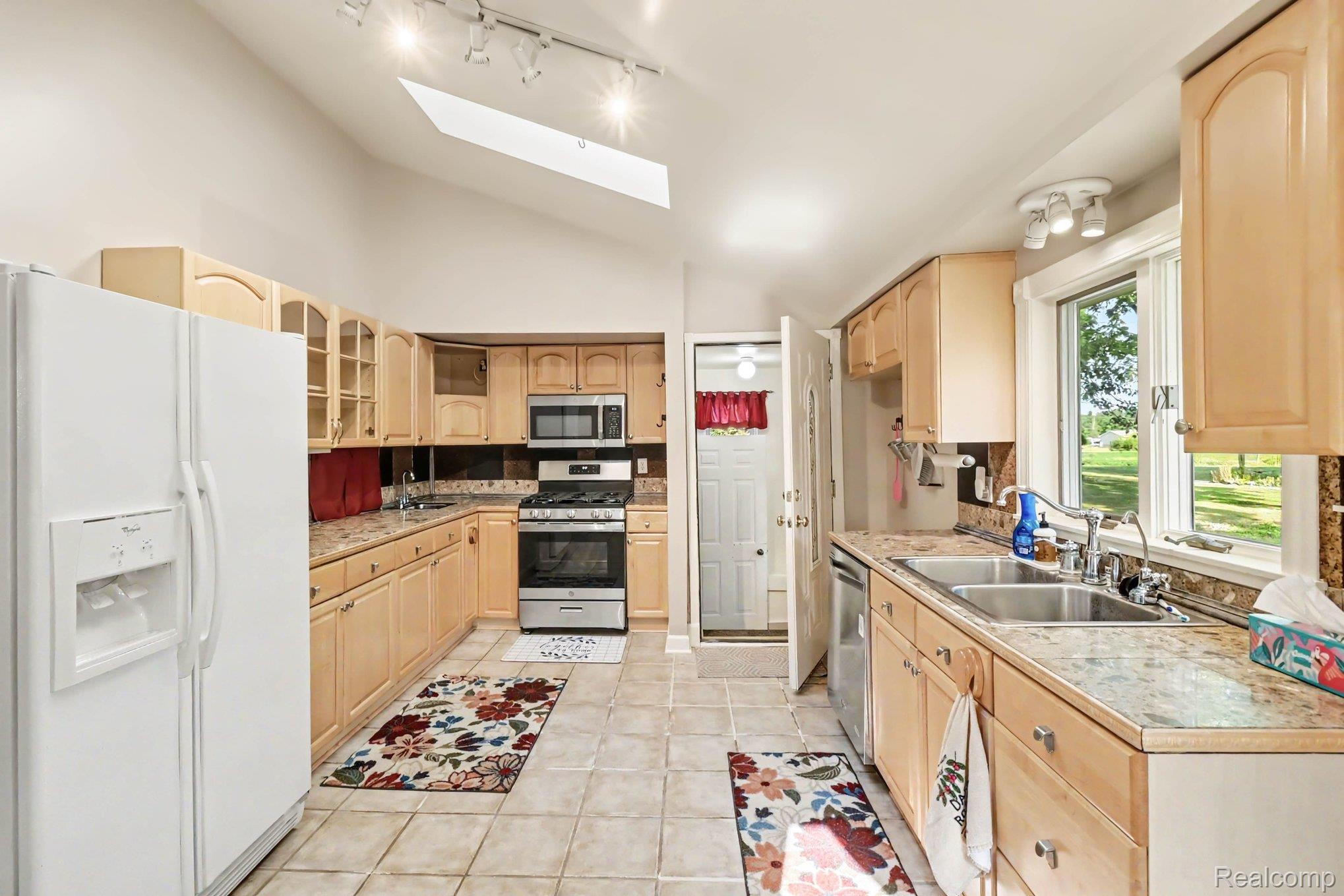 4815 Lytle Road Property Photo 10