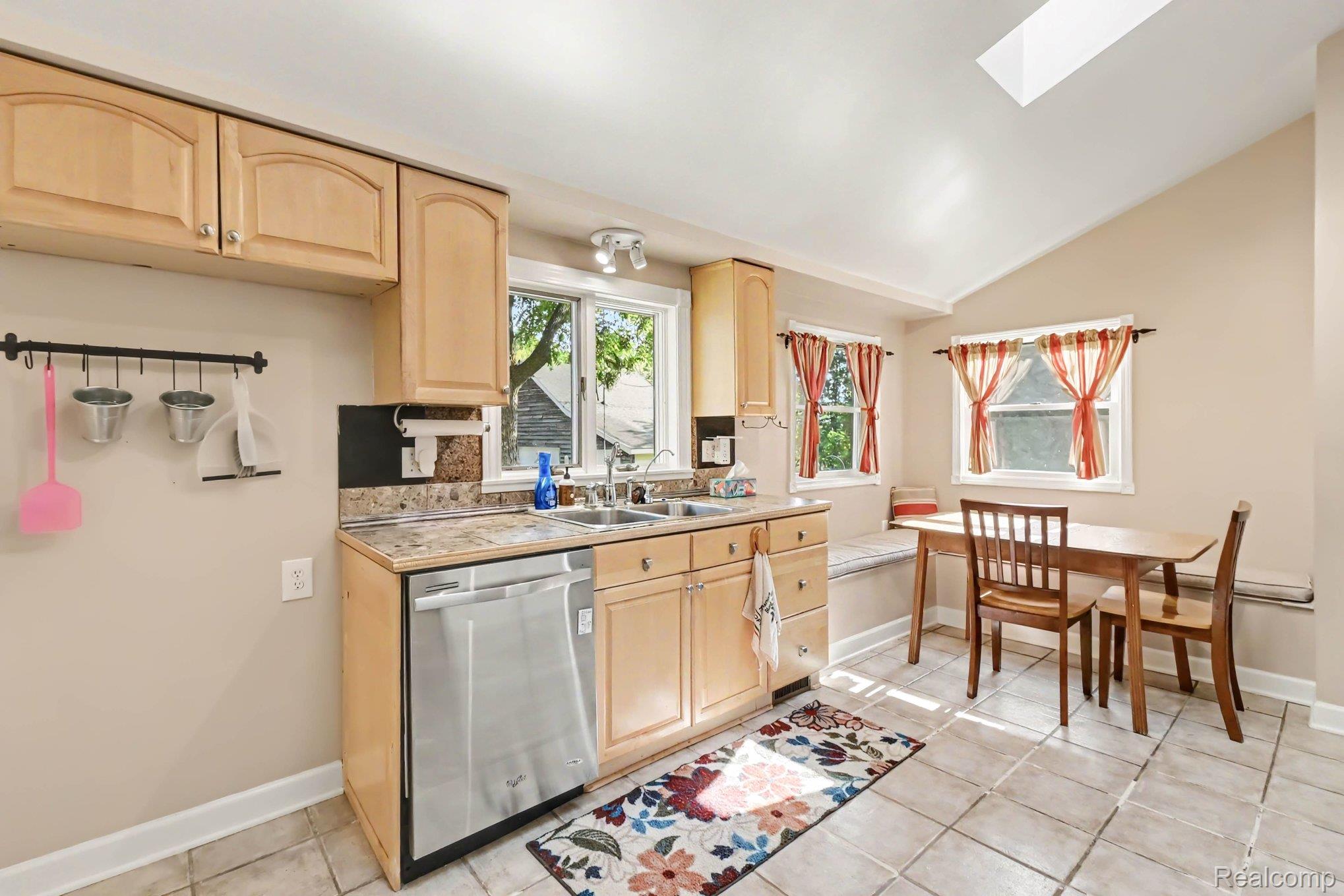 4815 Lytle Road Property Photo 12