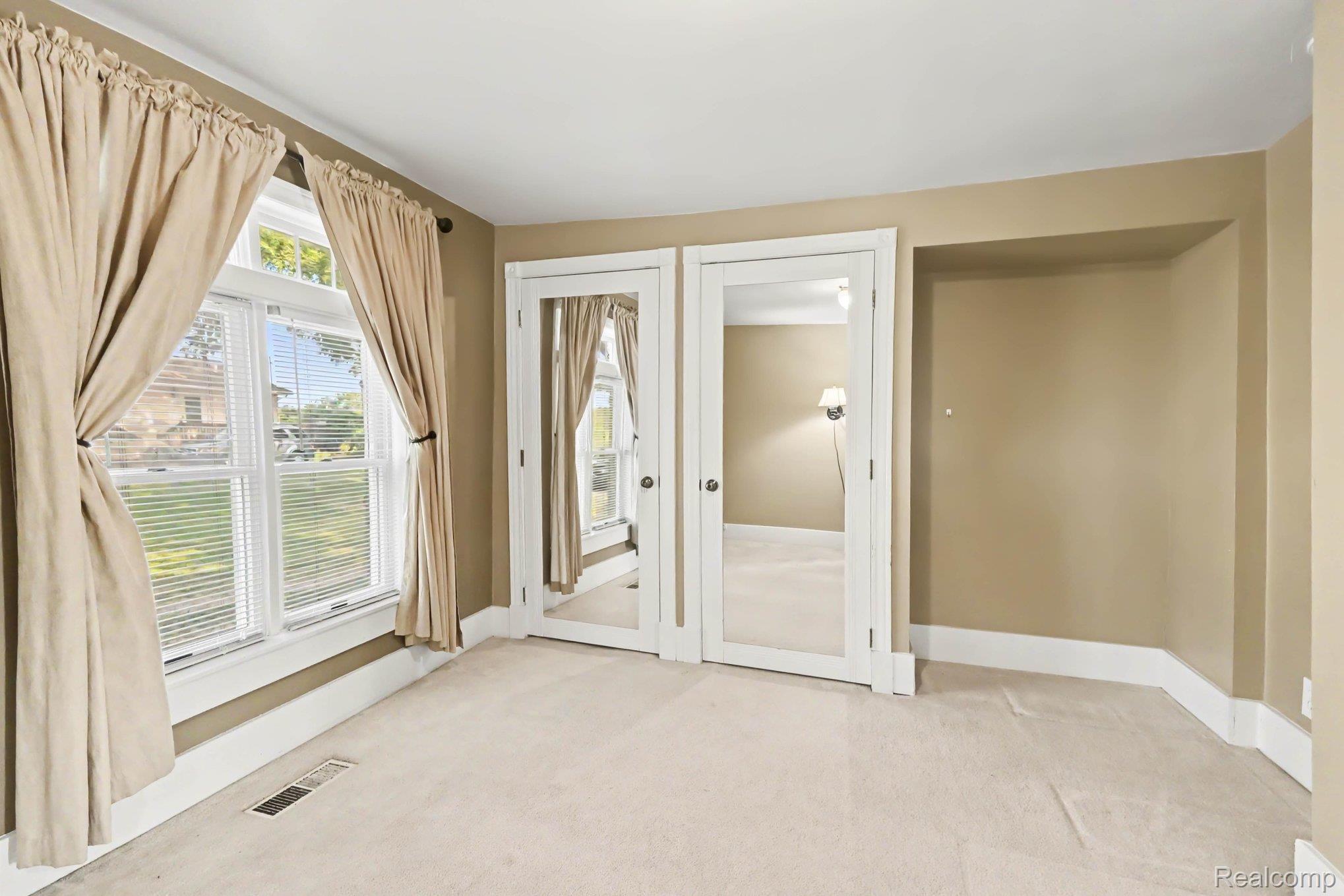 4815 Lytle Road Property Photo 13