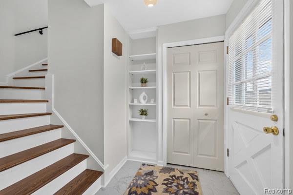 1506 Dicken Drive Property Photo 3