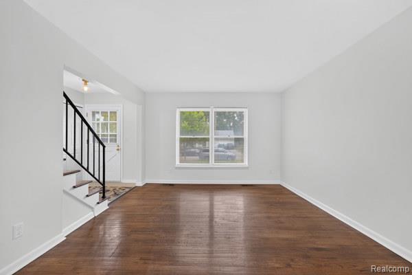 1506 Dicken Drive Property Photo 4