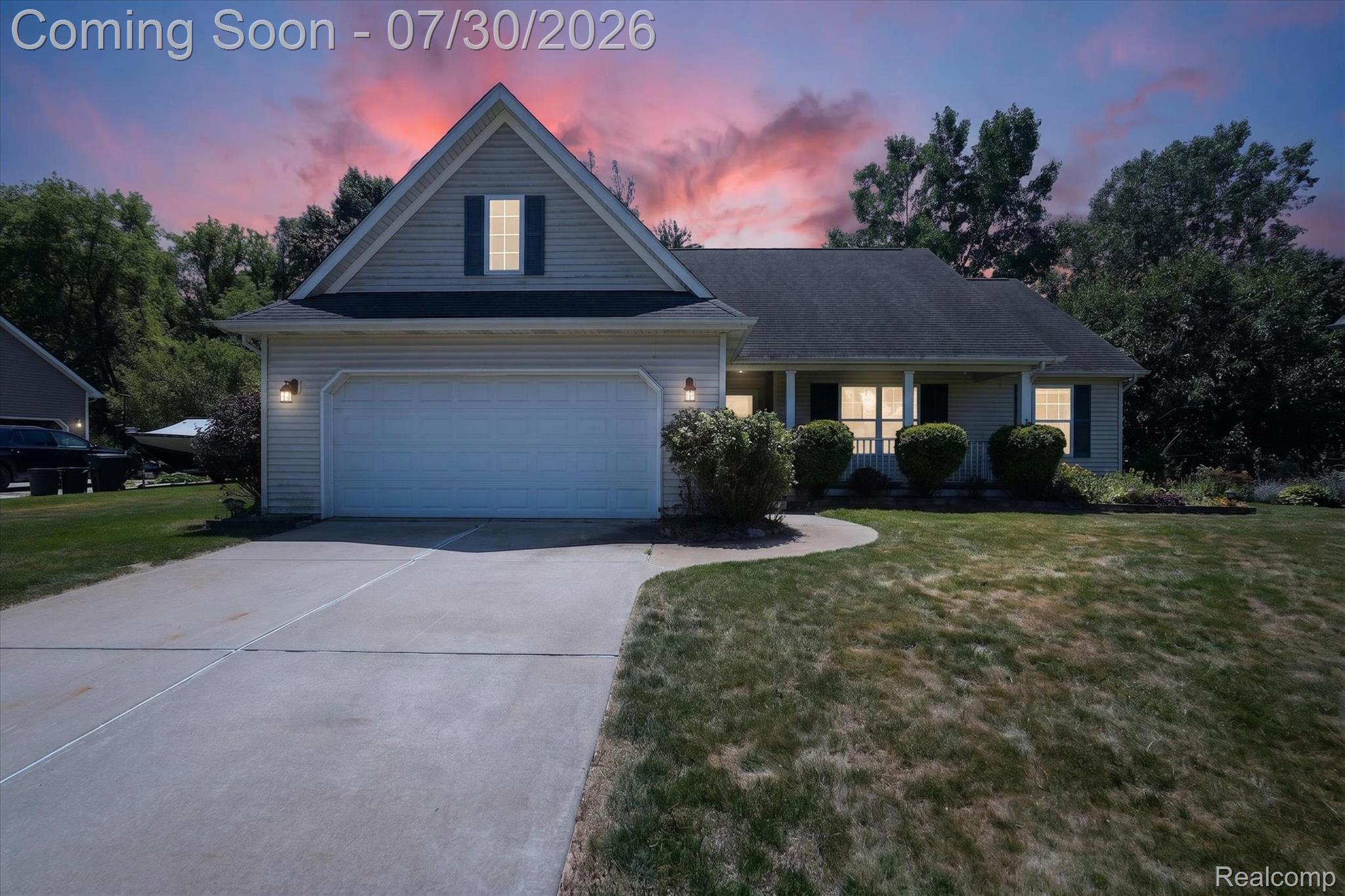 9161 Pine Walk Pass Property Photo 1