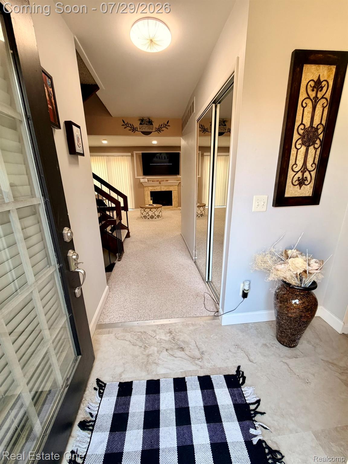 5112 Rock Run Street Property Photo 4