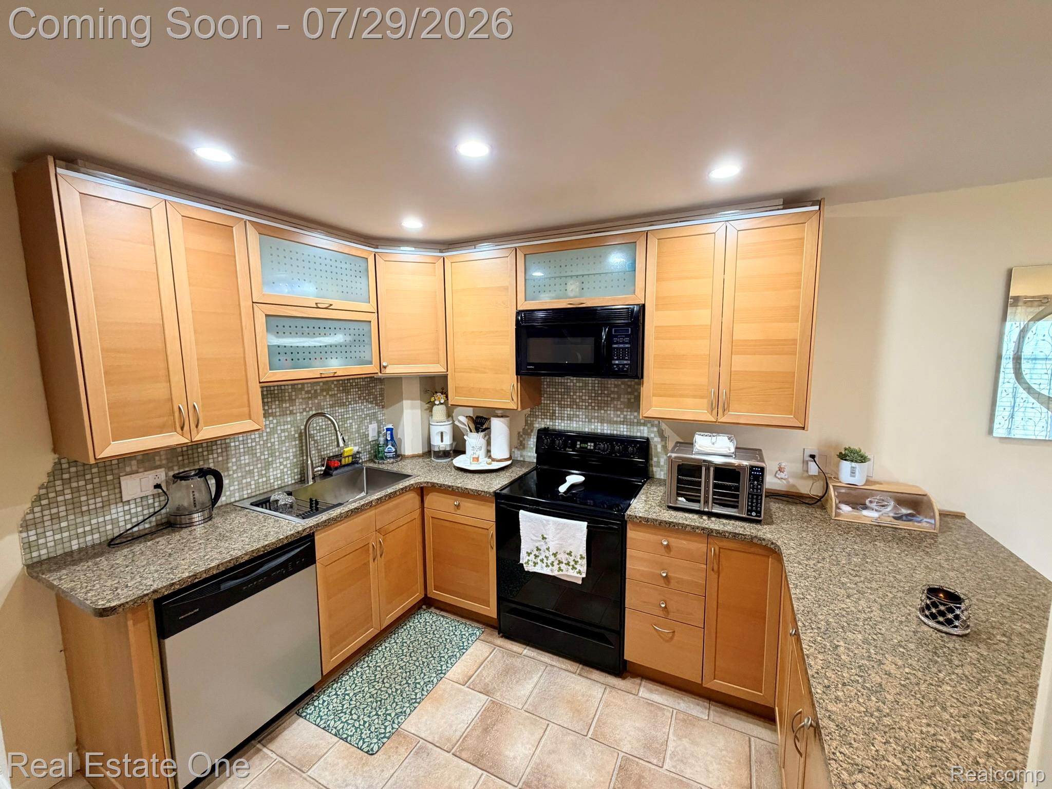 5112 Rock Run Street Property Photo 13