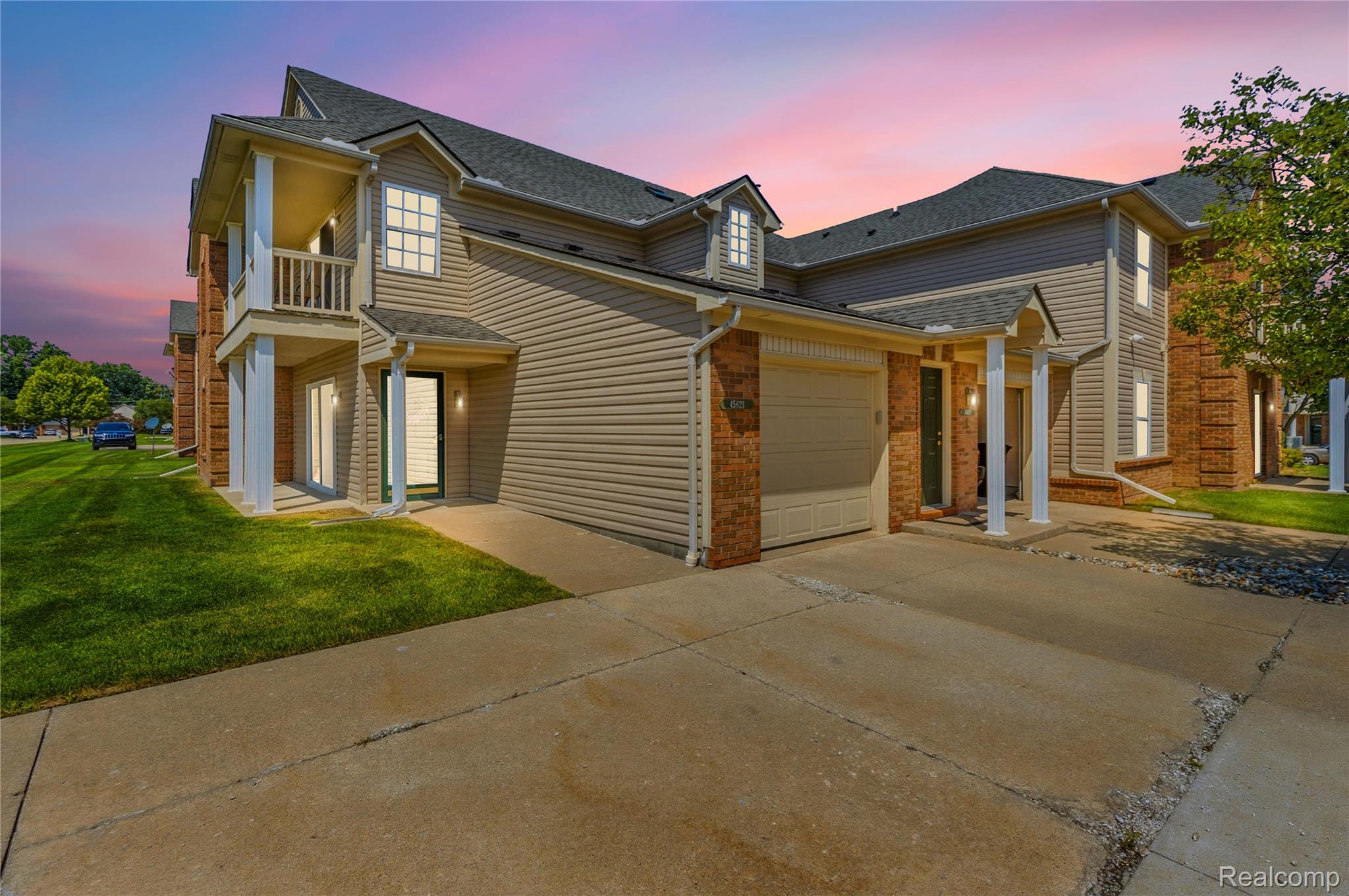 45623 Gable Drive Property Photo 1