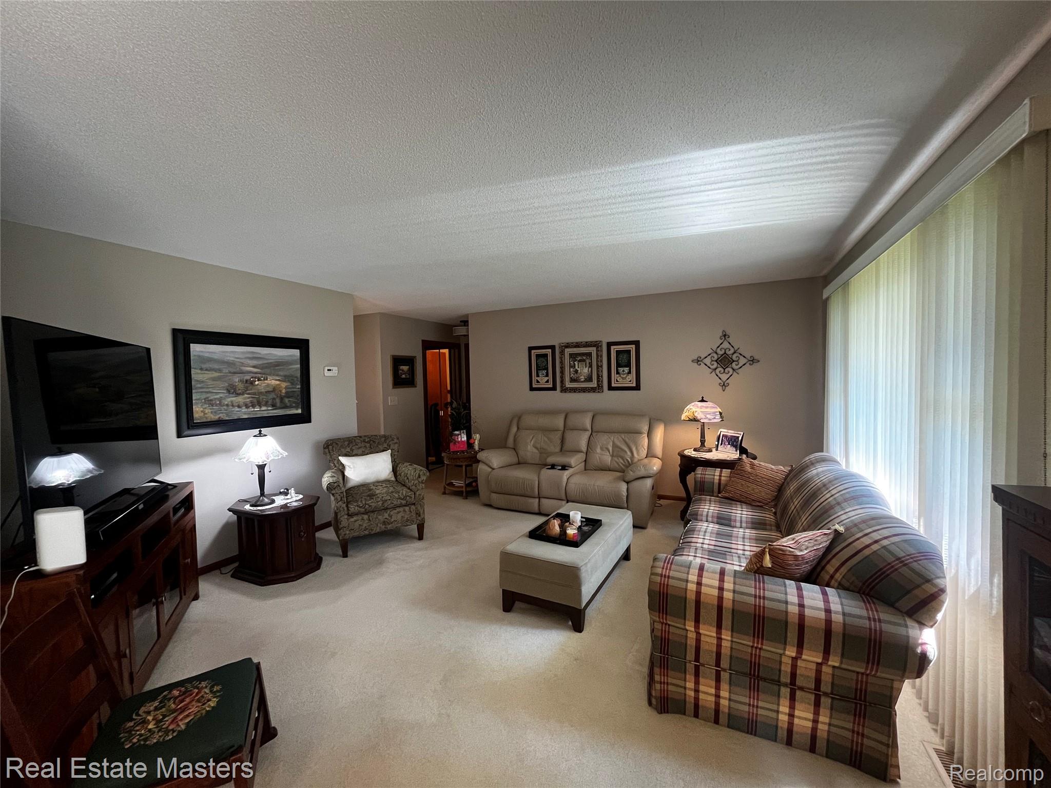 3549 Holland Park Lane 2 Property Photo 5