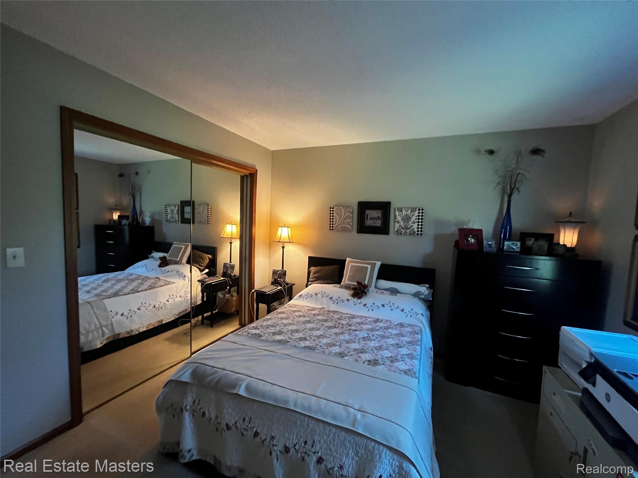 3549 Holland Park Lane 2 Property Photo 13