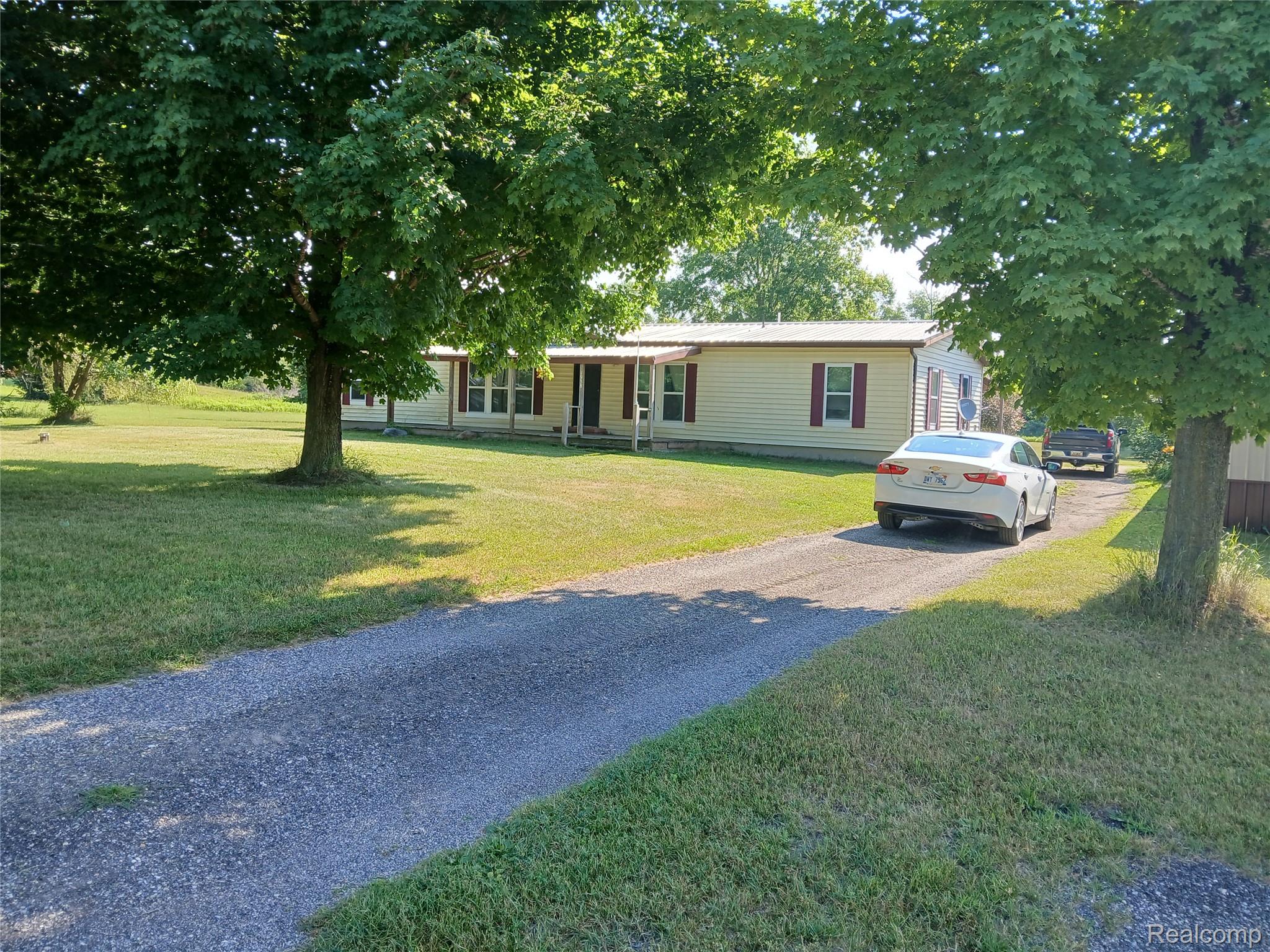 1938 N Englehart Road Property Photo 1