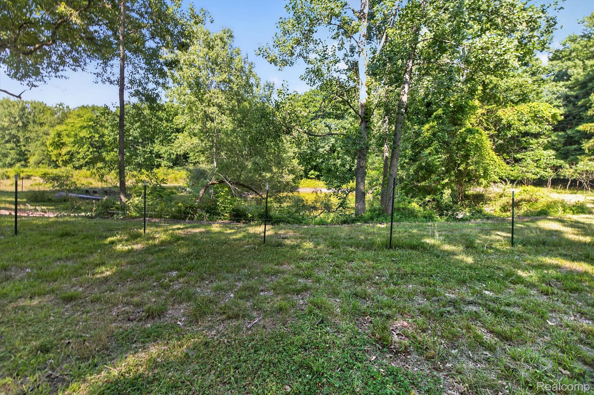 000 Gillette Property Photo 16