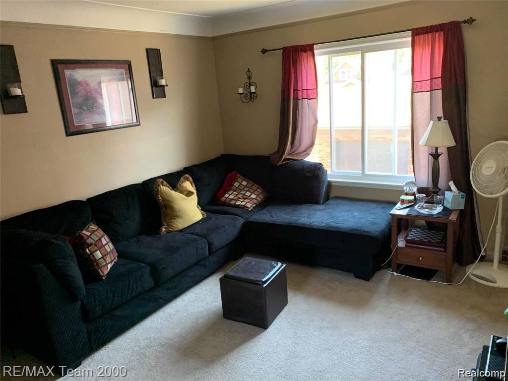35 Knox Street Property Photo 30