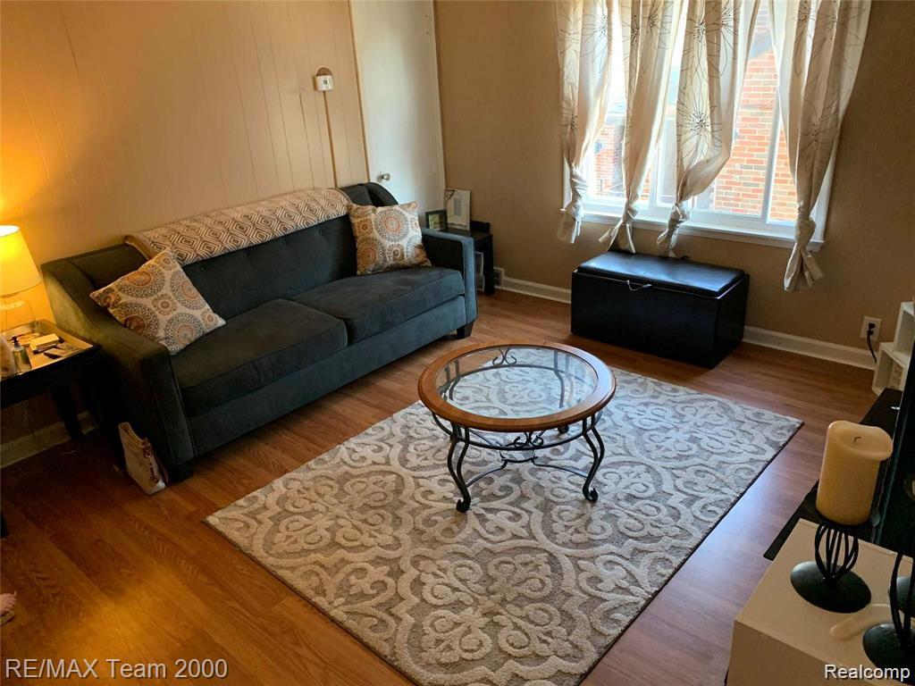 35 Knox Street Property Photo 39