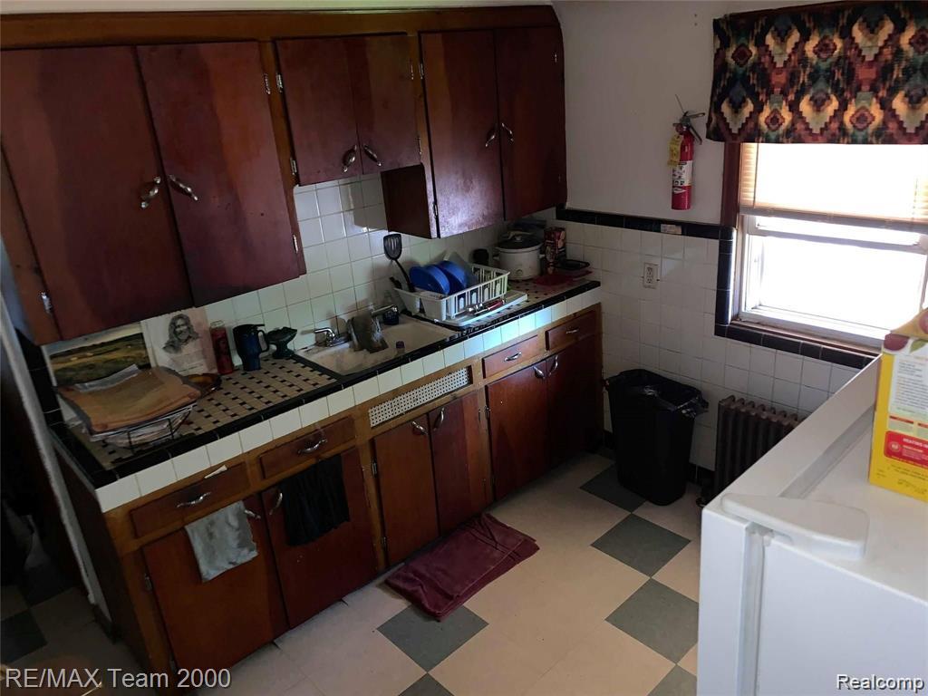 35 Knox Street Property Photo 44