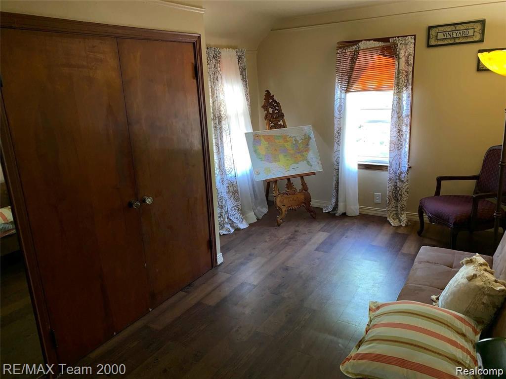 35 Knox Street Property Photo 47