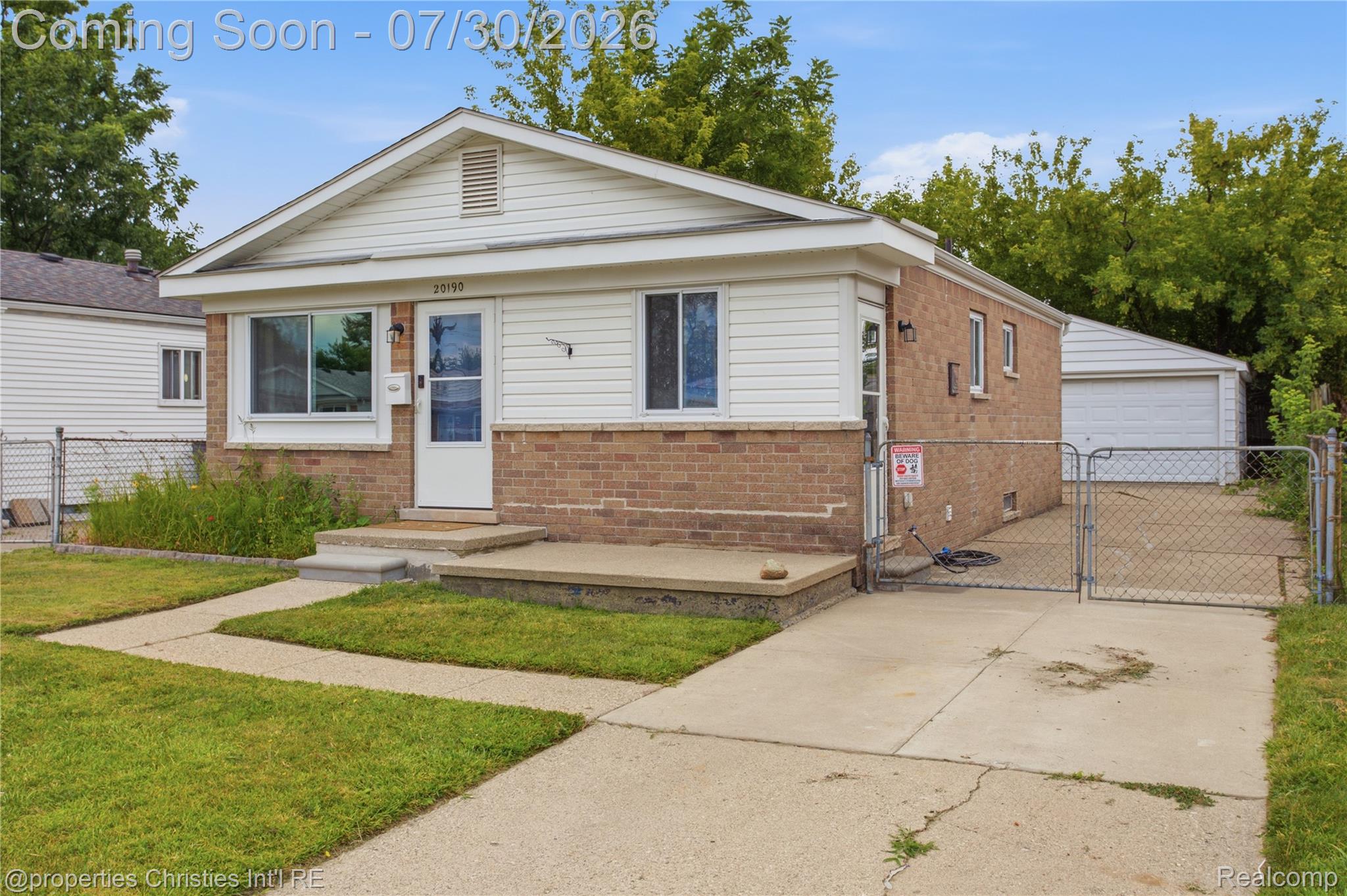 20190 Vermander Avenue Property Photo 2