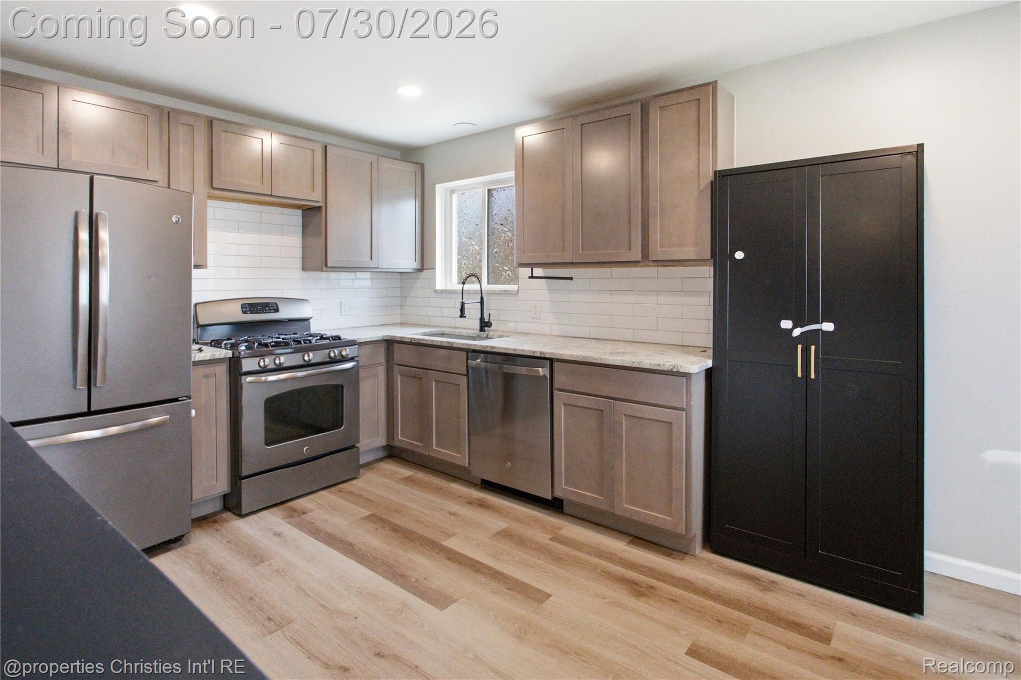 20190 Vermander Avenue Property Photo 6
