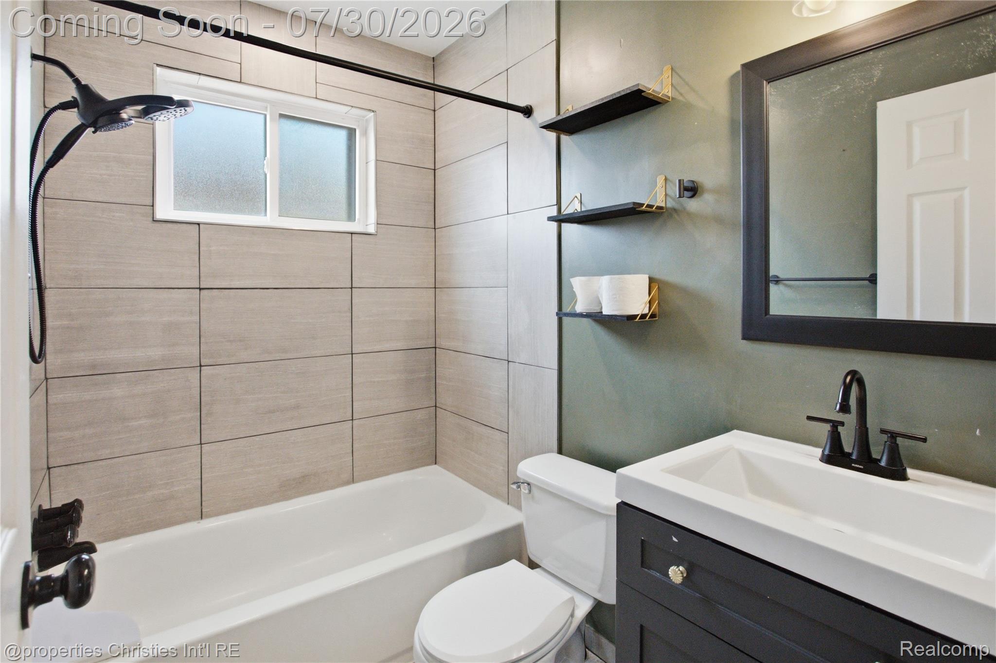 20190 Vermander Avenue Property Photo 24