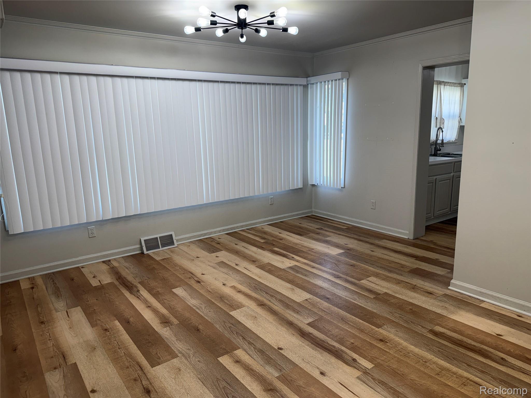 6475 Dixie Highway Property Photo 14
