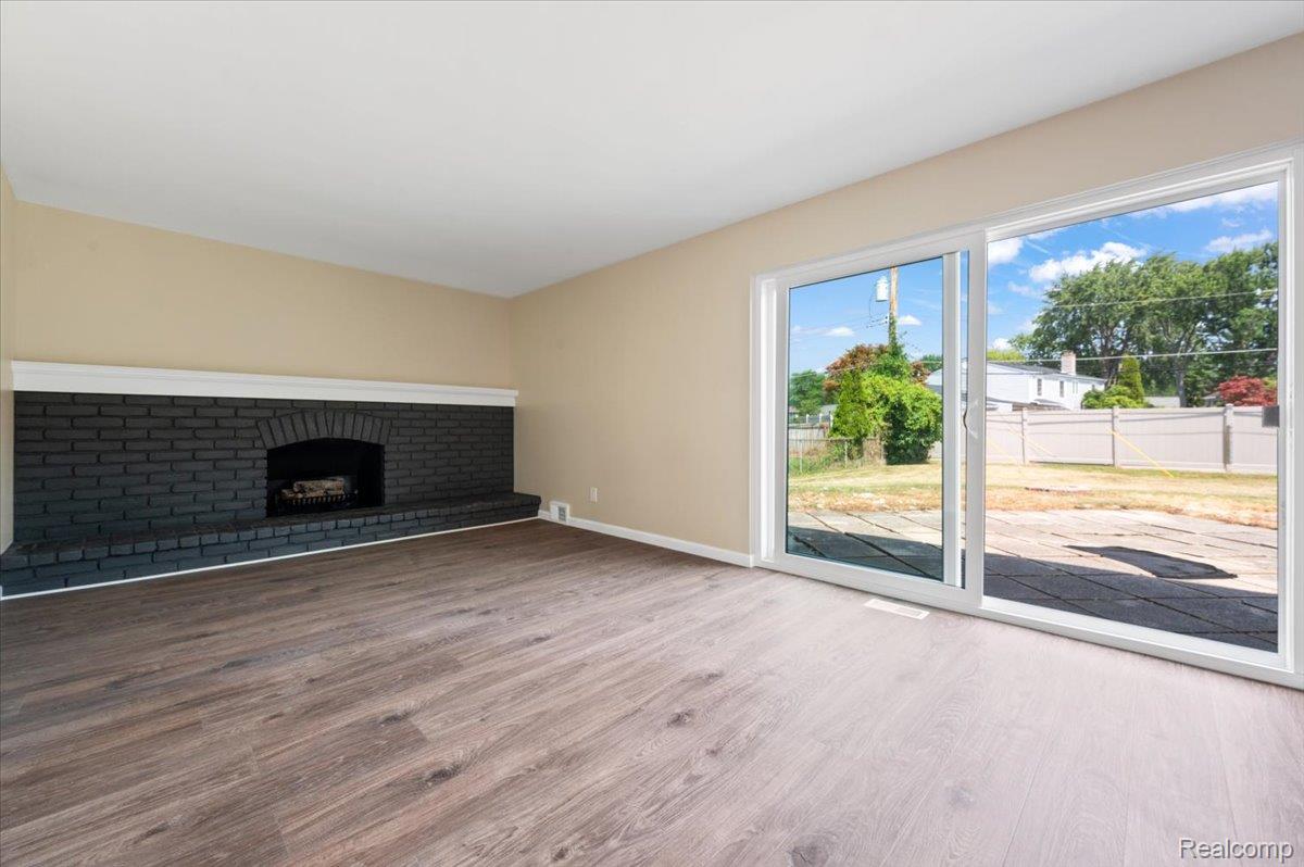 4765 Brockham Way Property Photo 14