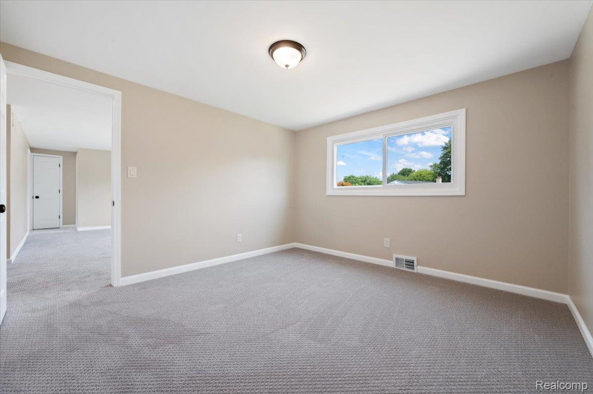 4765 Brockham Way Property Photo 28